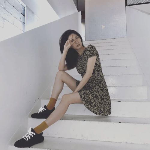 沒有世俗的愿望，只想搬空江疏影的初春衣櫥 探索網(wǎng)紅孵化的時尚密碼